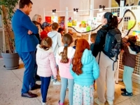 Une rencontre haute en couleurs Une rencontre haute en couleurs