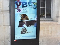 Trouvez l'information grâce aux bornes tactiles Trouvez l'information grâce aux bornes tactiles
