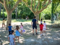 Explorateurs en herbe et artistes en action ! Explorateurs en herbe et artistes en action !