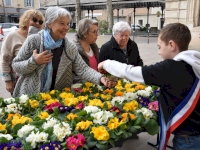 Des fleurs pour nos mamies