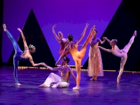 Cléopâtre sur la scène de La Cigalière J-10 ! Cléopâtre sur la scène de La Cigalière J-10 !