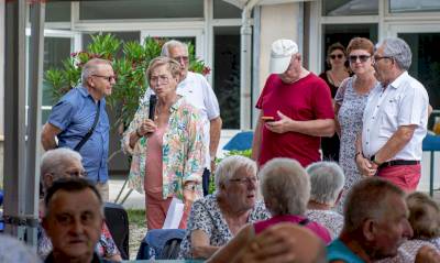 Retour en images sur le pique-nique organisé par le CCAS au centre de Pénègue Retour en images sur le pique-nique organisé par le CCAS au centre de Pénègue
