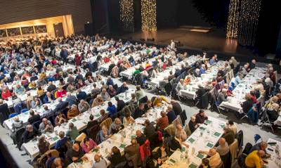Repas des seniors Lundi 4 Décembre Repas des seniors Lundi 4 Décembre