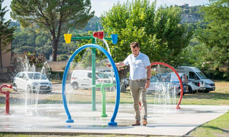 Inauguration du nouvel espace ludique aquatique à l’accueil de loisirs Saint-Férréol