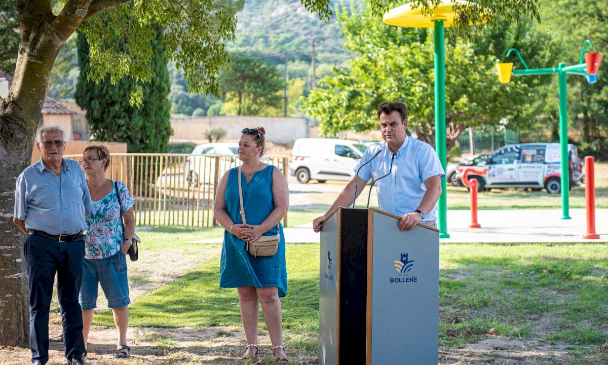 Inauguration du nouvel espace ludique aquatique à l’accueil de loisirs Saint-Férréol