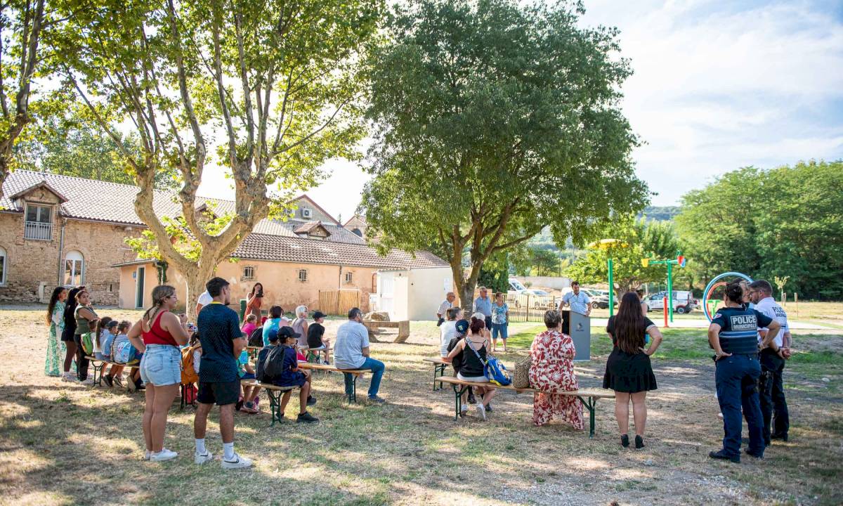 Inauguration du nouvel espace ludique aquatique à l’accueil de loisirs Saint-Férréol