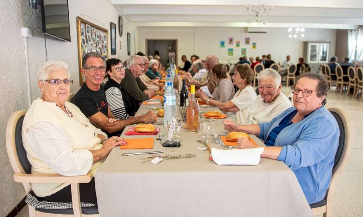 Retour sur le Repas des Familles avec les Seniors à la Résidence Daudet