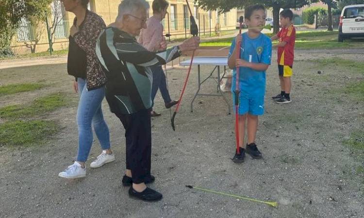 Une après-midi pleine de sourires avec les personnes âgées de Daudet !