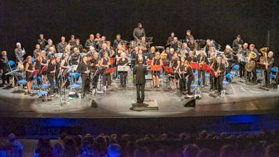 «Les Philharmonistes des Pays de  Vaucluse» & l’ensemble américain  «First Coast Wind Symphony» de Jacksonville