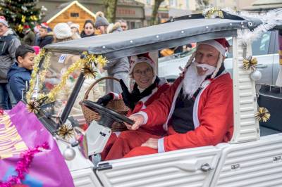 Parade de Noël du Syndicat d'initiative Parade de Noël du Syndicat d'initiative